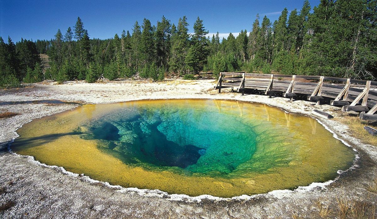 Hidden-Wonders-Of-Wyoming8217s-Yellowstone-Basin-Pools hidden-wonders-of-wyomings-yellowstone-basin-pools