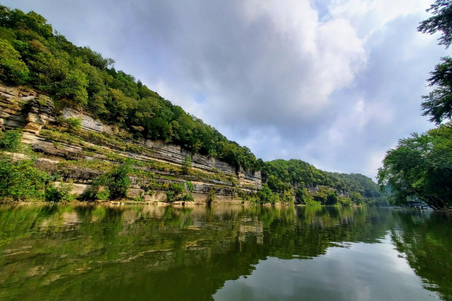 kentuckys-palisades-river-gorge-revealed