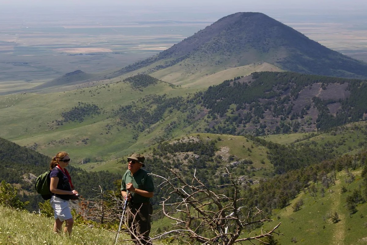 montanas-sweetgrass-hills-hidden-sacred-sites