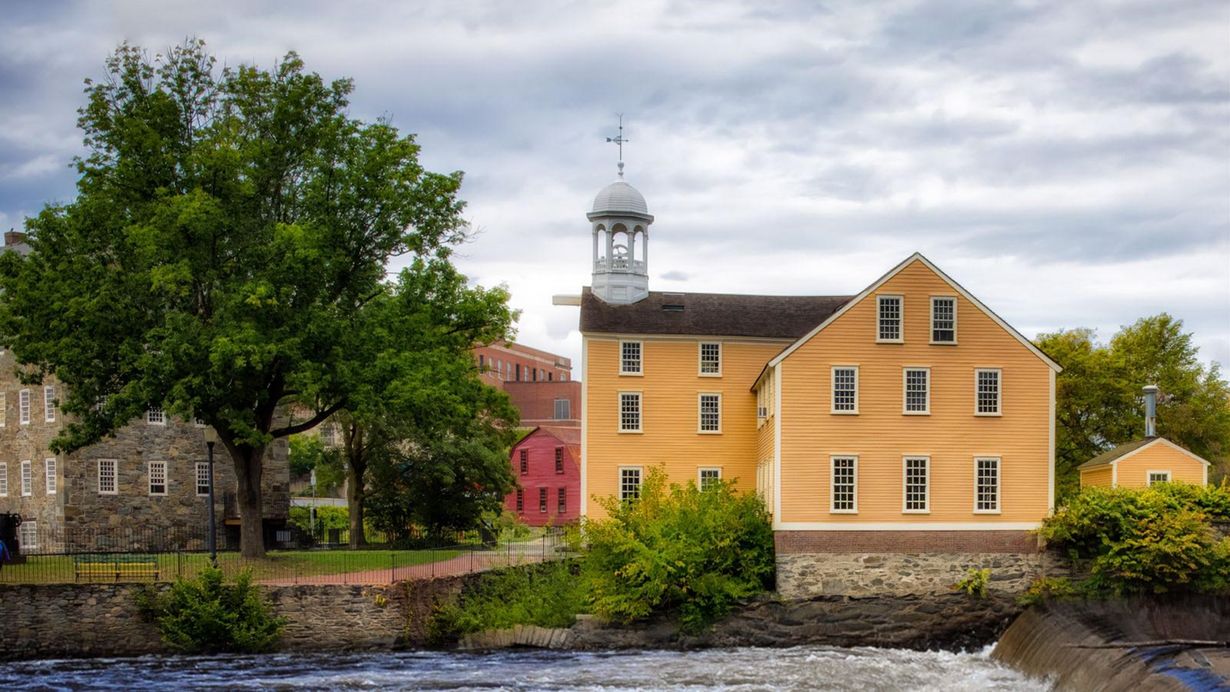moss-covered-mills-of-rhode-islands-slater-mill