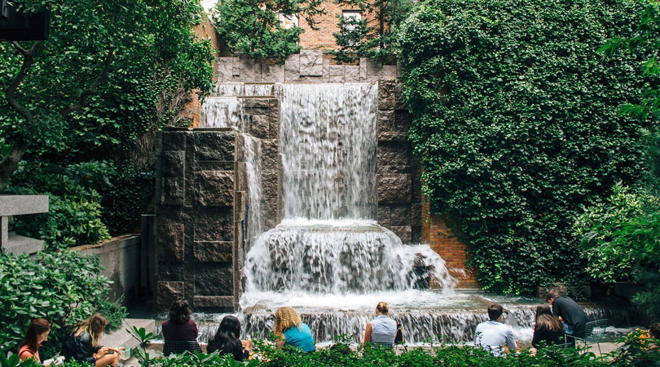 Mysterious-Frosted-Waterfall-Gardens-In-New-York mysterious-frosted-waterfall-gardens-in-new-york