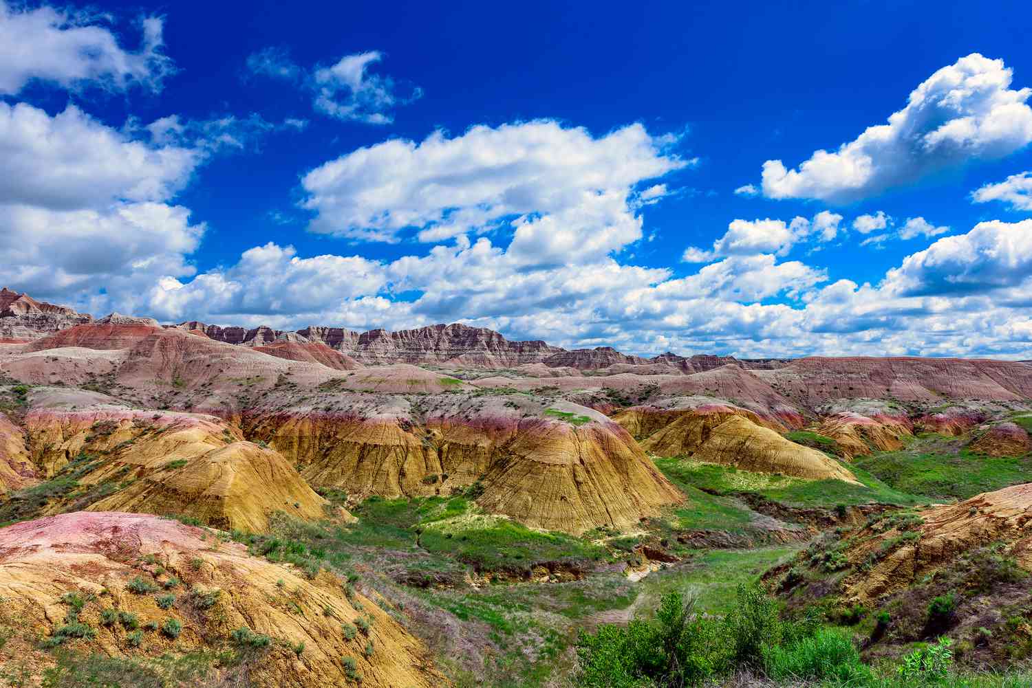 Mysterious-Mazes-Of-South-Dakota8217s-Badlands mysterious-mazes-of-south-dakotas-badlands