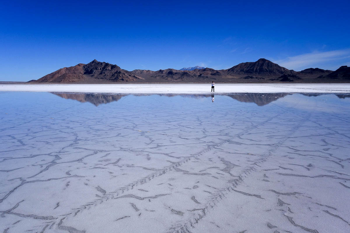Mysterious-Mirages-Of-Utah8217s-Bonneville-Salt-Flats mysterious-mirages-of-utahs-bonneville-salt-flats