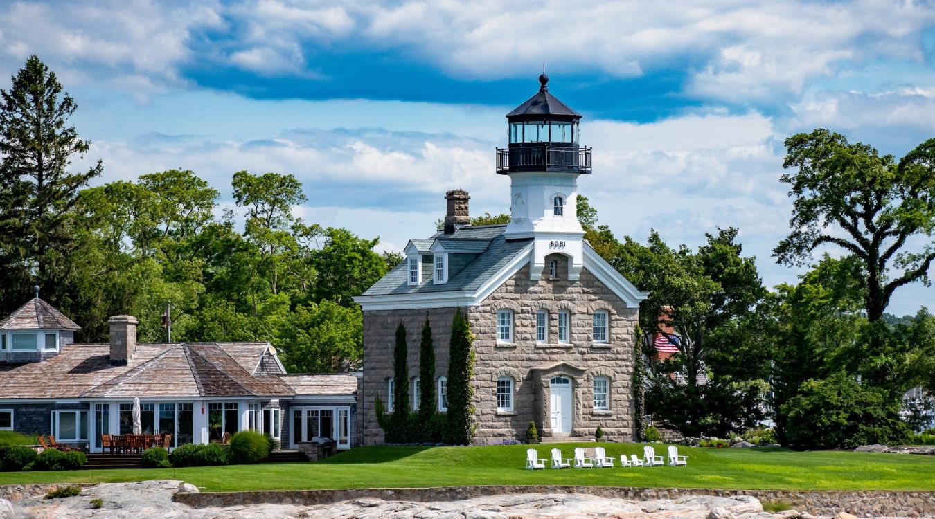 mystics-time-capsule-whaling-captain-mansions