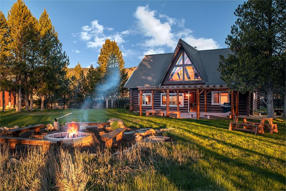Secret-Cabins-Of-Idaho8217s-Clearwater-Forest secret-cabins-of-idahos-clearwater-forest