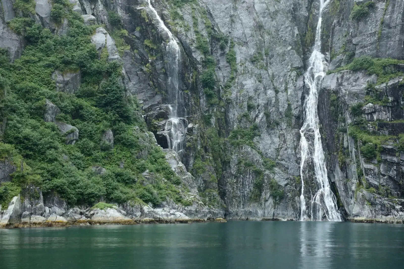Secrets-Of-Alaska8217s-Kenai-Fjords-Waterfalls secrets-of-alaskas-kenai-fjords-waterfalls