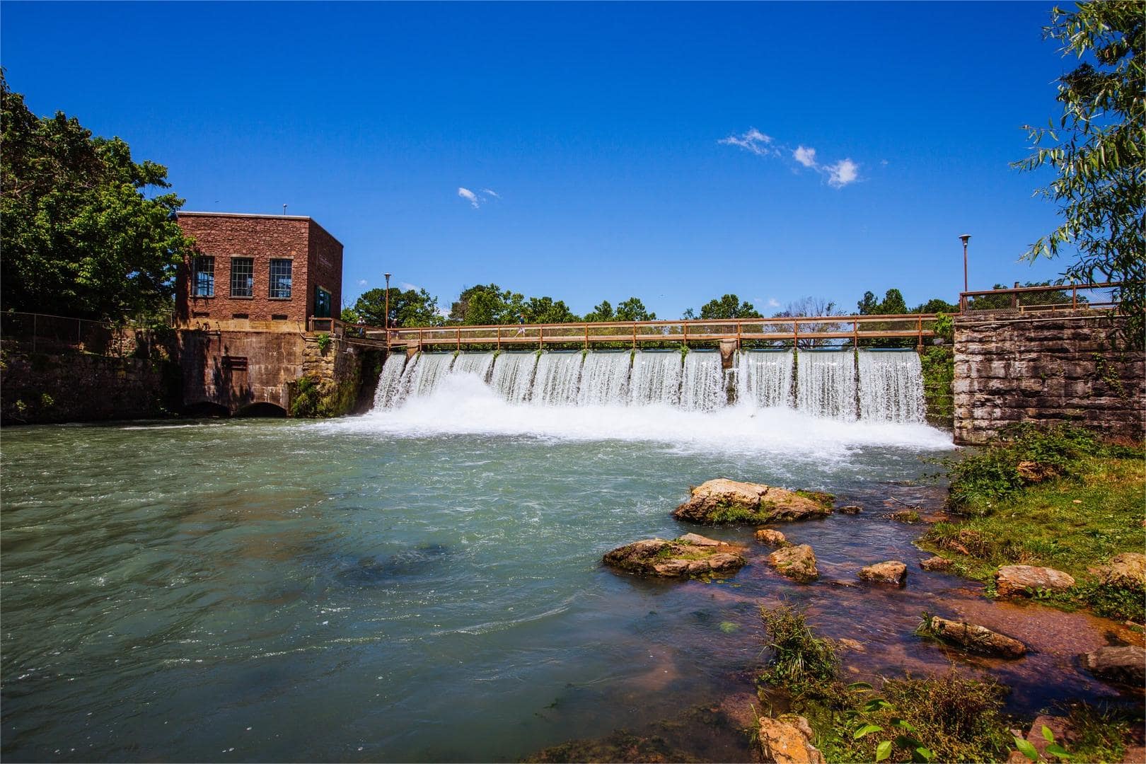 secrets-of-arkansass-mammoth-spring-state-park