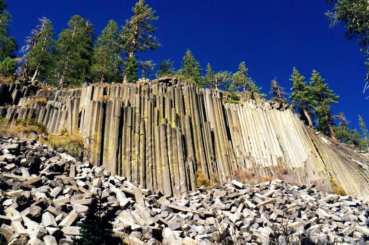 secrets-of-californias-devils-postpile-columns
