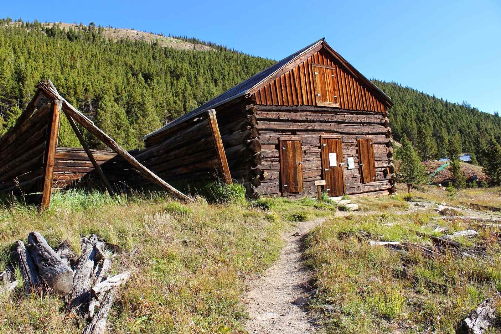 secrets-of-colorados-abandoned-ghost-towns-on-independence-pass