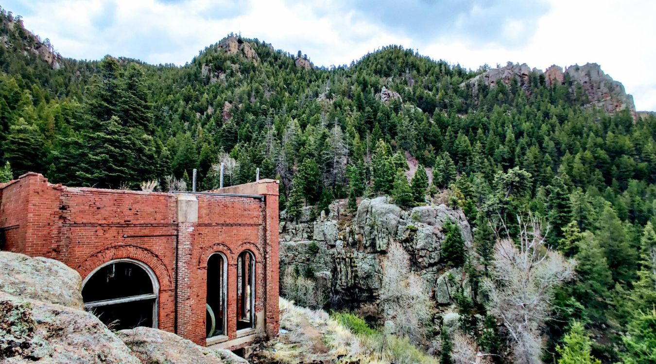 Secrets-Of-Colorado8217s-Abandoned-Railroad-Tunnels secrets-of-colorados-abandoned-railroad-tunnels