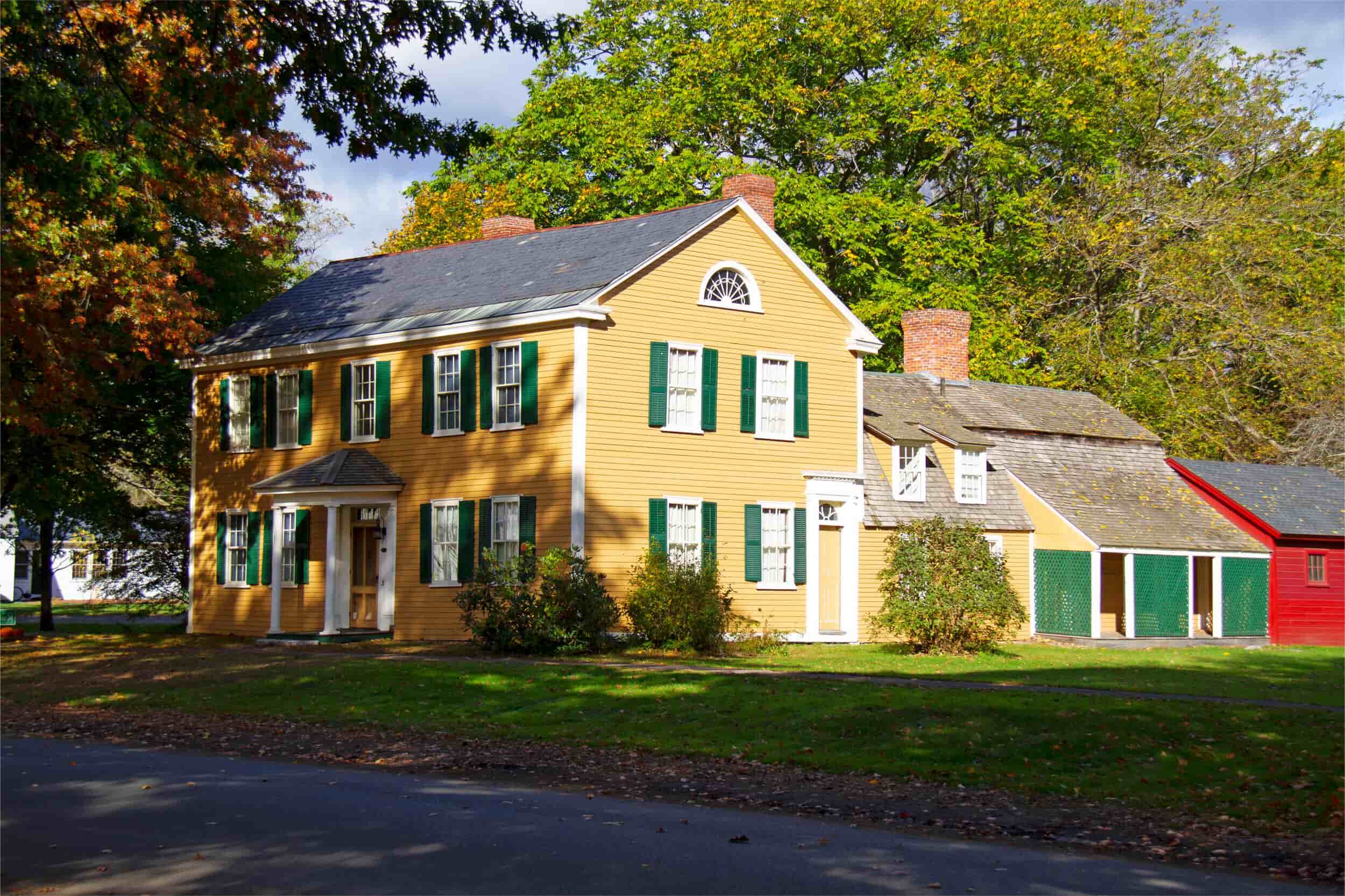 secrets-of-deerfields-colonial-towns