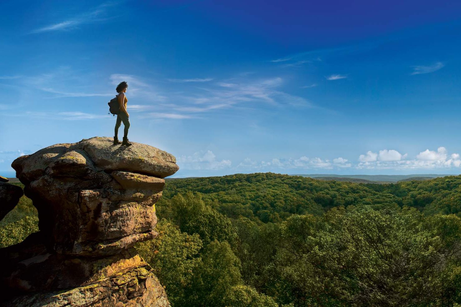secrets-of-illinoiss-garden-of-the-gods-sandstone-arches