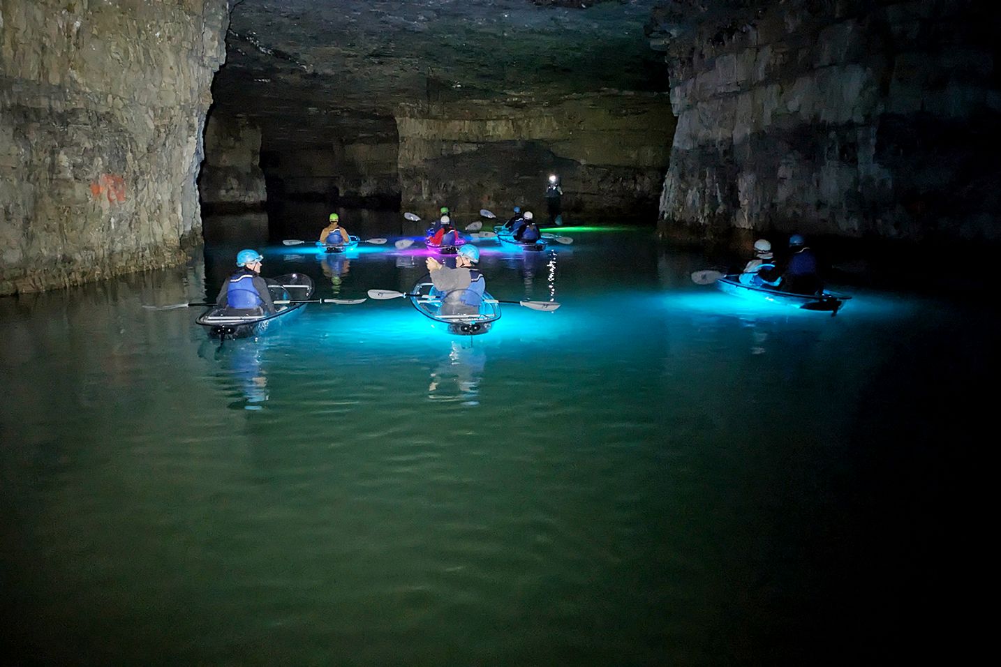 Secrets-Of-Kentucky8217s-Crystal-Clear-Spring-Fed-Caverns secrets-of-kentuckys-crystal-clear-spring-fed-caverns