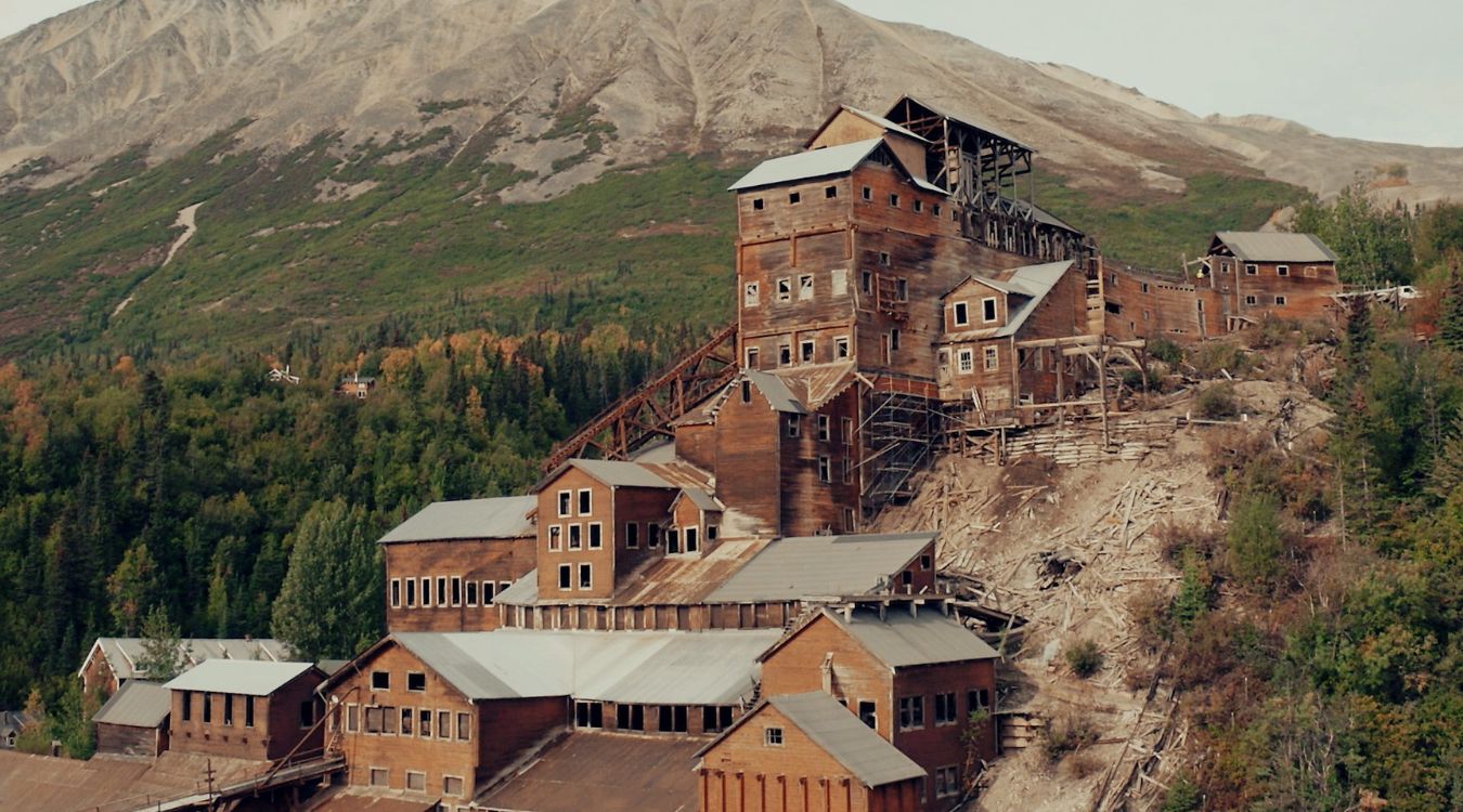 Secrets-Of-Michigan8217s-Haunted-Copper-Mining-Towns secrets-of-michigans-haunted-copper-mining-towns