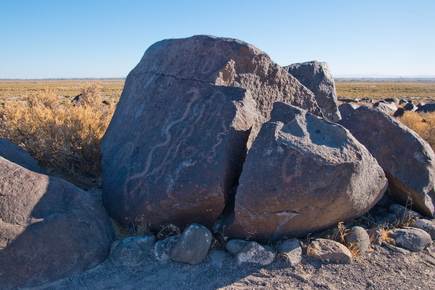 secrets-of-nevadas-grimes-point-petroglyphs