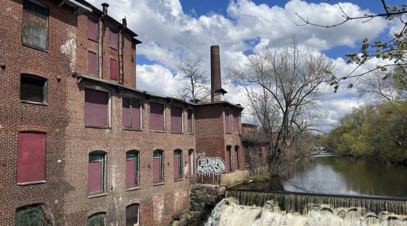 secrets-of-new-englands-abandoned-mills