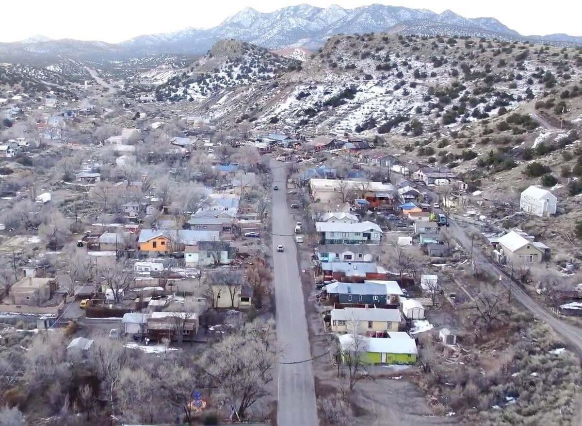 secrets-of-new-mexicos-madrid-ghost-towns