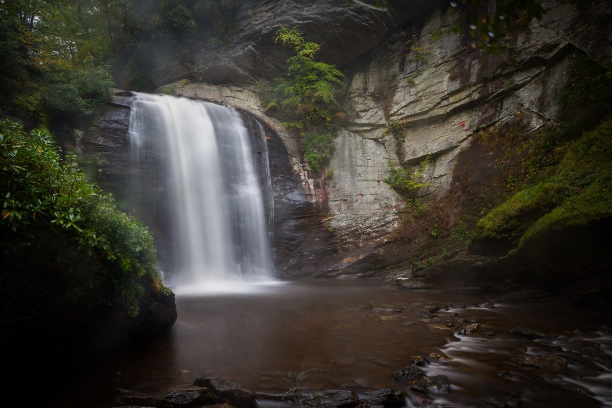 Secrets-Of-North-Carolina8217s-Transylvania-County-Waterfall-Grottos secrets-of-north-carolinas-transylvania-county-waterfall-grottos