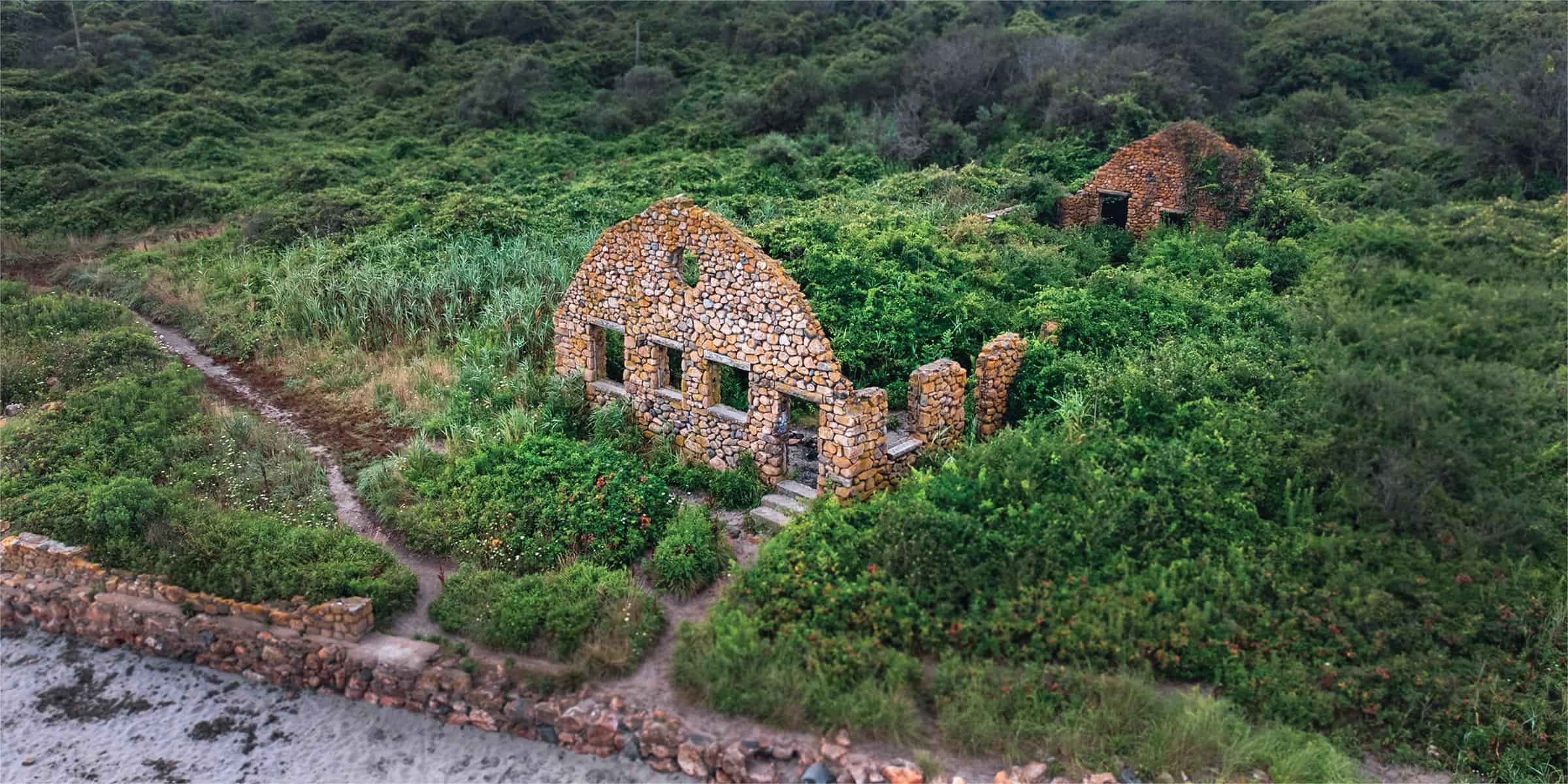 Secrets-Of-Rhode-Island8217s-Abandoned-Stone-Channel-Houses secrets-of-rhode-islands-abandoned-stone-channel-houses