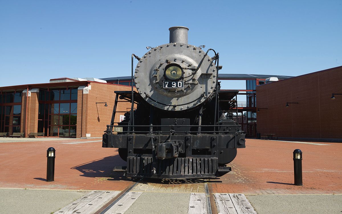 Secrets-Of-Scranton8217s-Abandoned-Railroad-Roundhouses secrets-of-scrantons-abandoned-railroad-roundhouses