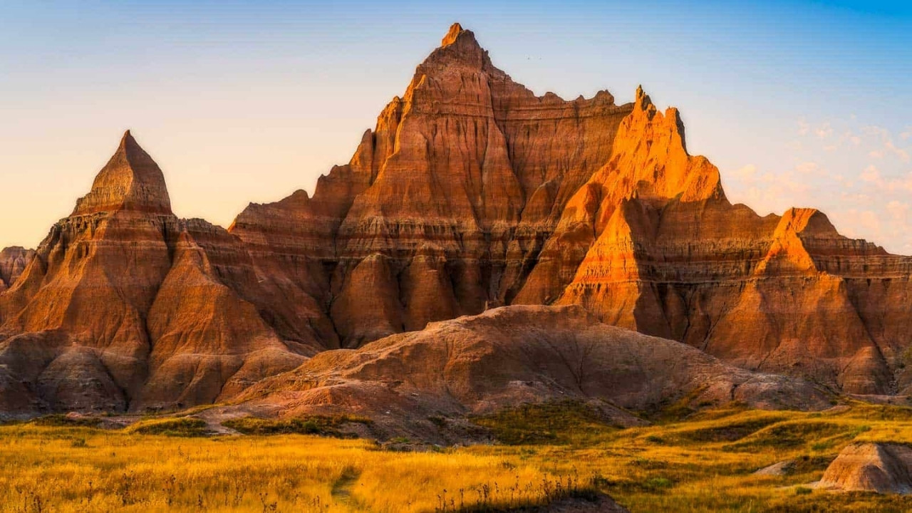 Secrets-Of-South-Dakota8217s-Crimson-Butte-Formations secrets-of-south-dakotas-crimson-butte-formations