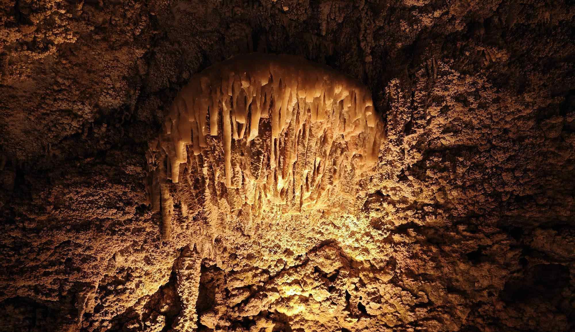 secrets-of-tennessees-alabaster-cave-formations