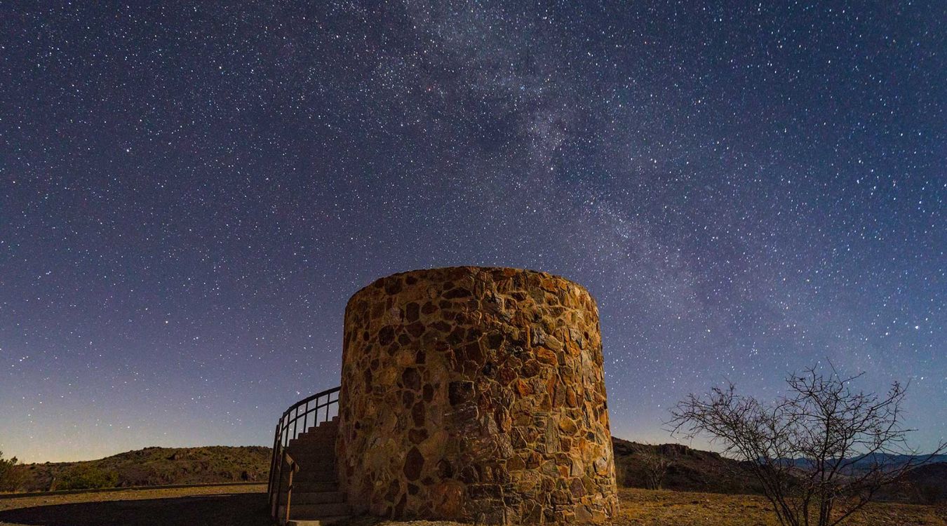 secrets-of-texass-davis-mountains-night-skies