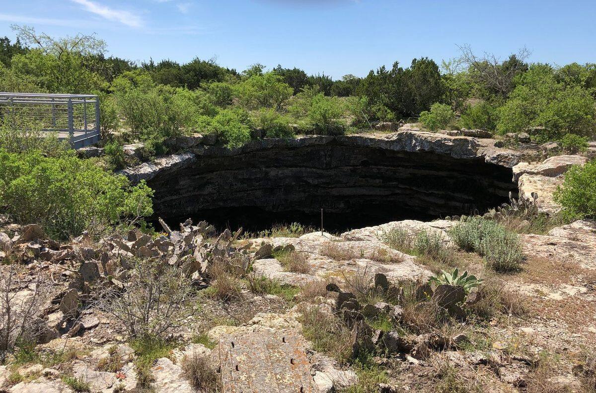 secrets-of-texass-devils-sinkhole-bat-caverns