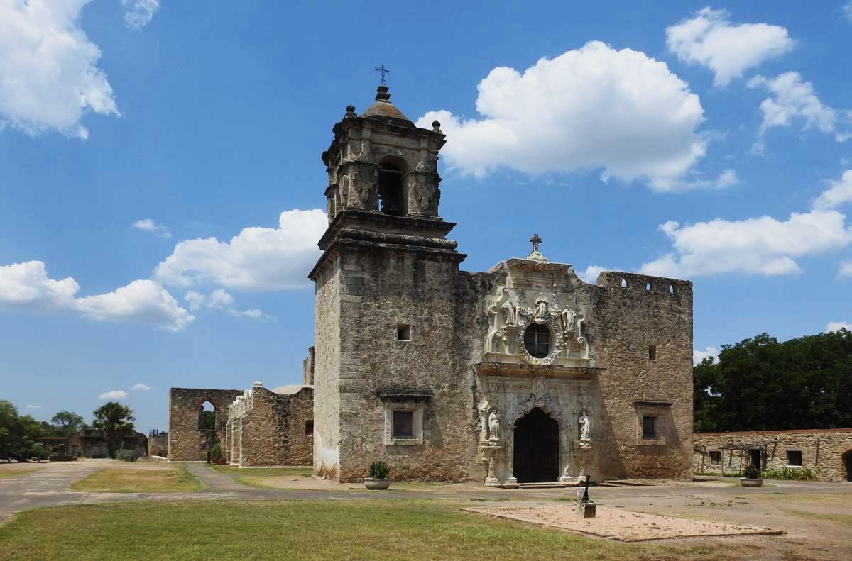 secrets-of-texass-mission-san-jose-stone-forts