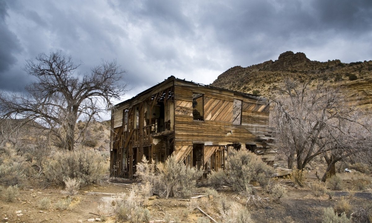 Secrets-Of-Utah8217s-Abandoned-Silver-Mining-Camp-Bunkhouses secrets-of-utahs-abandoned-silver-mining-camp-bunkhouses