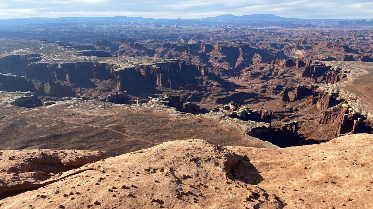 secrets-of-utahs-canyonlands-rims