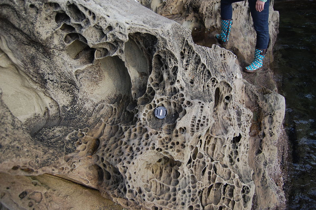 Secrets-Of-Utah8217s-Honeycomb-Sandstone-Formations secrets-of-utahs-honeycomb-sandstone-formations