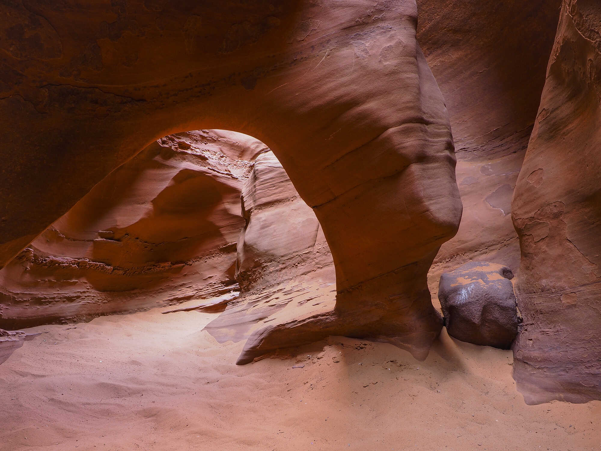 secrets-of-utahs-peek-a-boo-gulch-slot-canyons