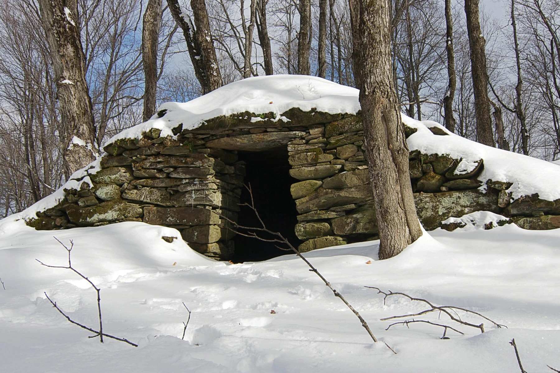 Secrets-Of-Vermont8217s-Ancient-Stone-Structures-Northeast-Kingdom secrets-of-vermonts-ancient-stone-structures-northeast-kingdom