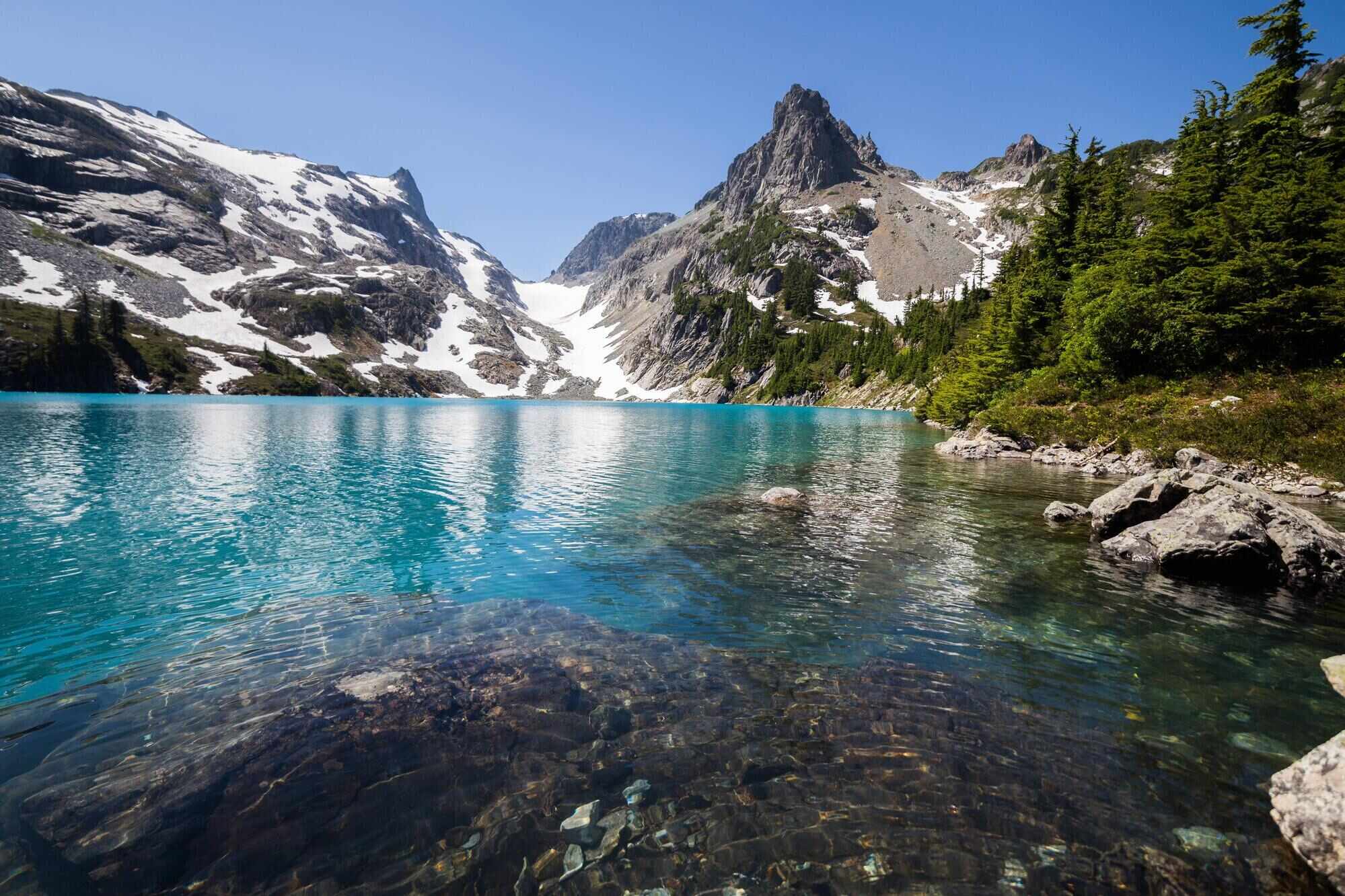 secrets-of-washingtons-jade-colored-glacial-lakes