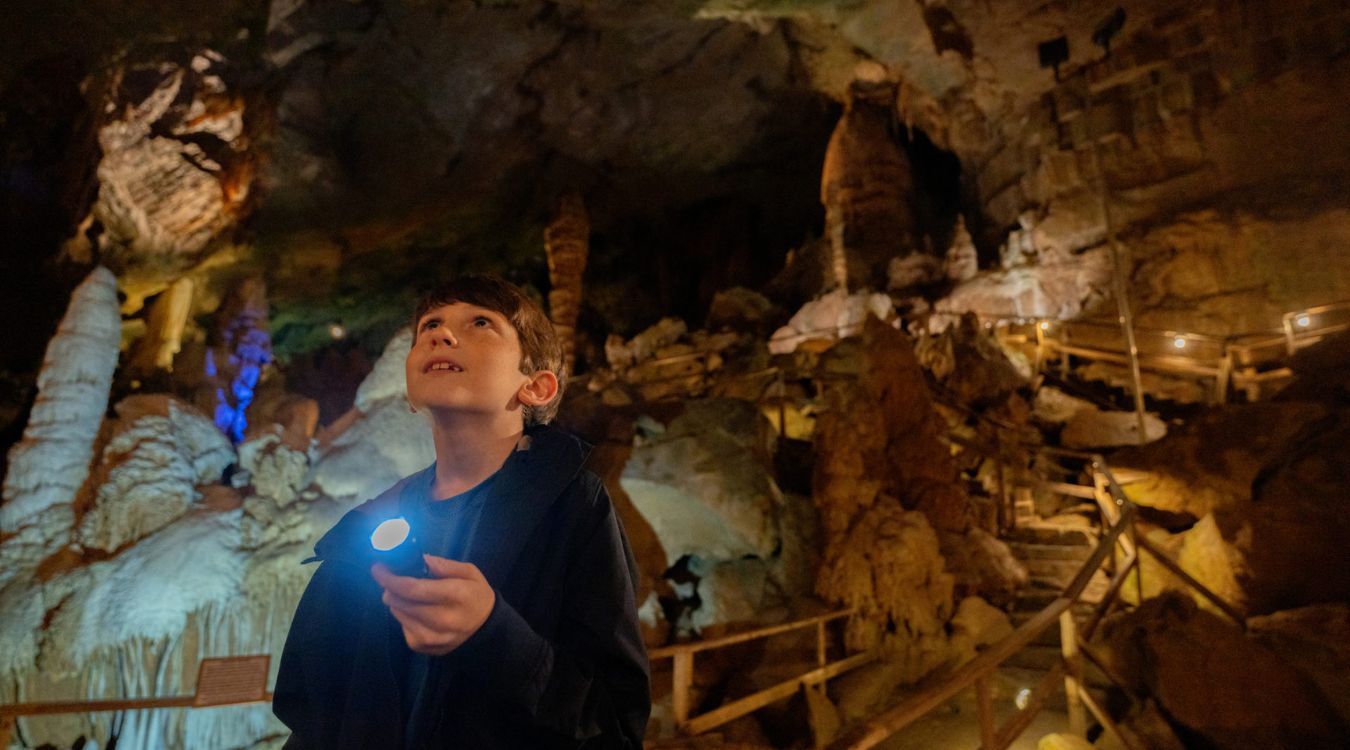 secrets-of-west-virginias-organ-cave-streams