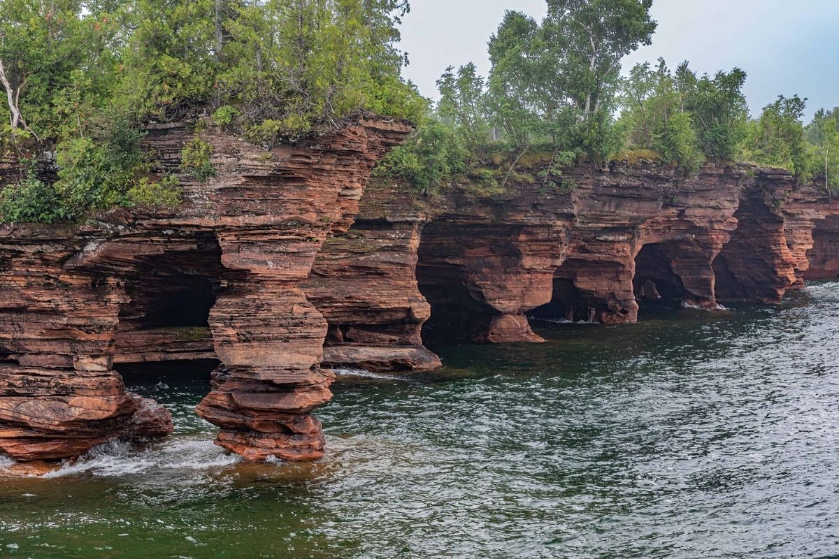 secrets-of-wisconsins-apostle-islands-river-bluffs