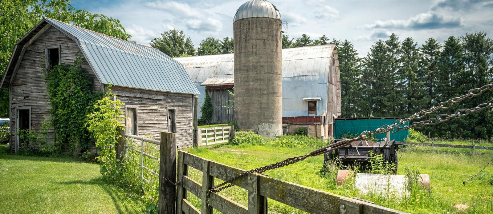 secrets-of-wisconsins-new-glarus-immigrant-farmsteads