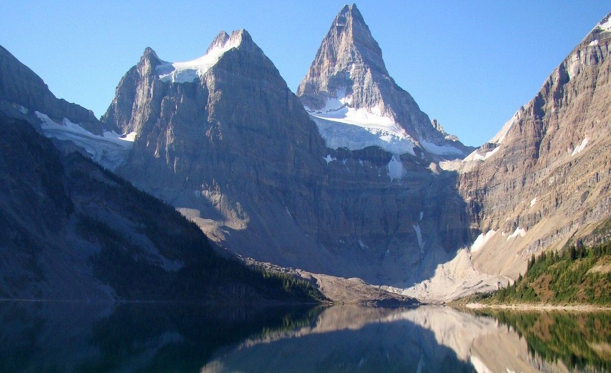 Secrets-Of-Wyoming8217s-Cerulean-Mountain-Lakes secrets-of-wyomings-cerulean-mountain-lakes