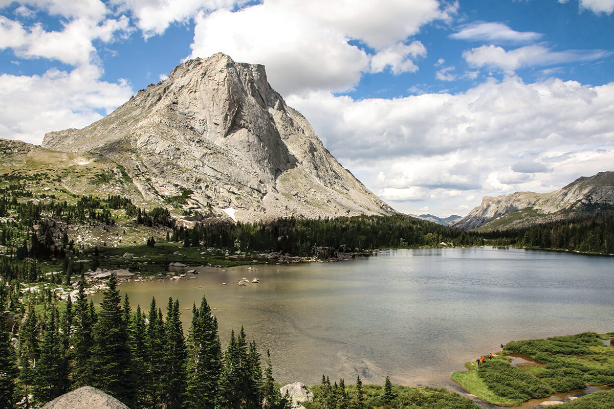 secrets-of-wyomings-jade-colored-alpine-cirques