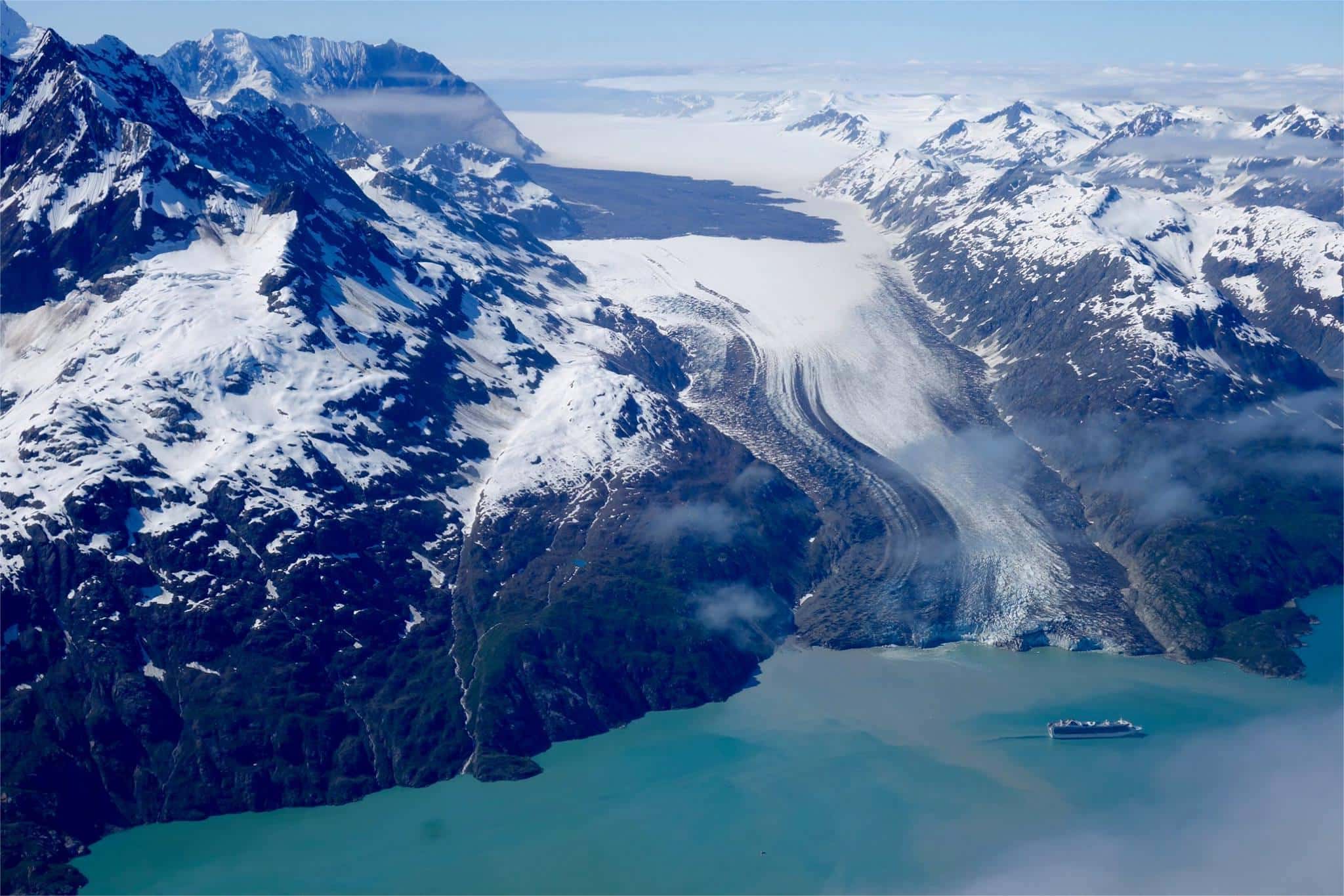 alaskas-glacier-bay-lamplugh-glacier-terminal-moraine-revealed