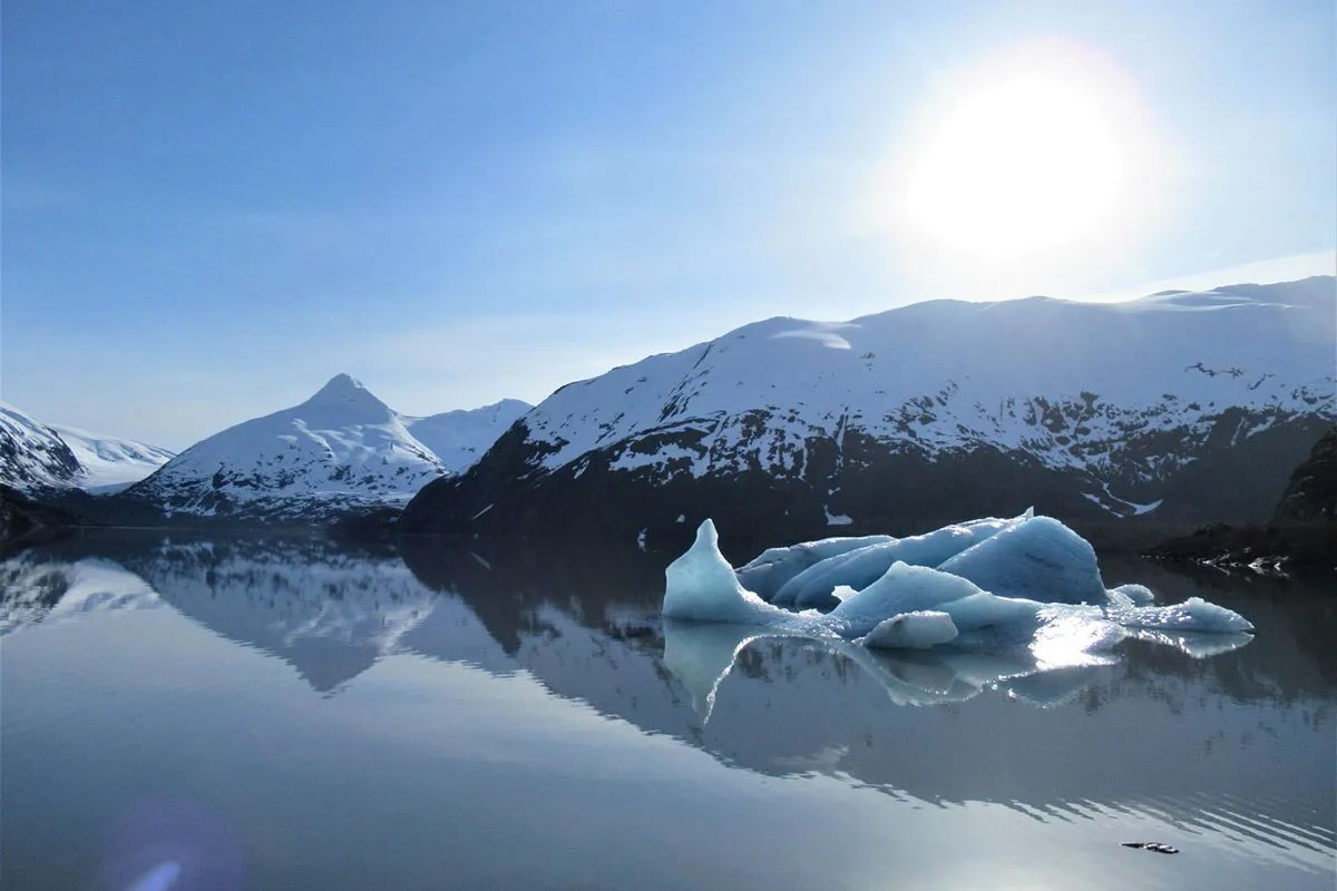 curious-wonders-of-alaskas-chugach-meltwater-lakes