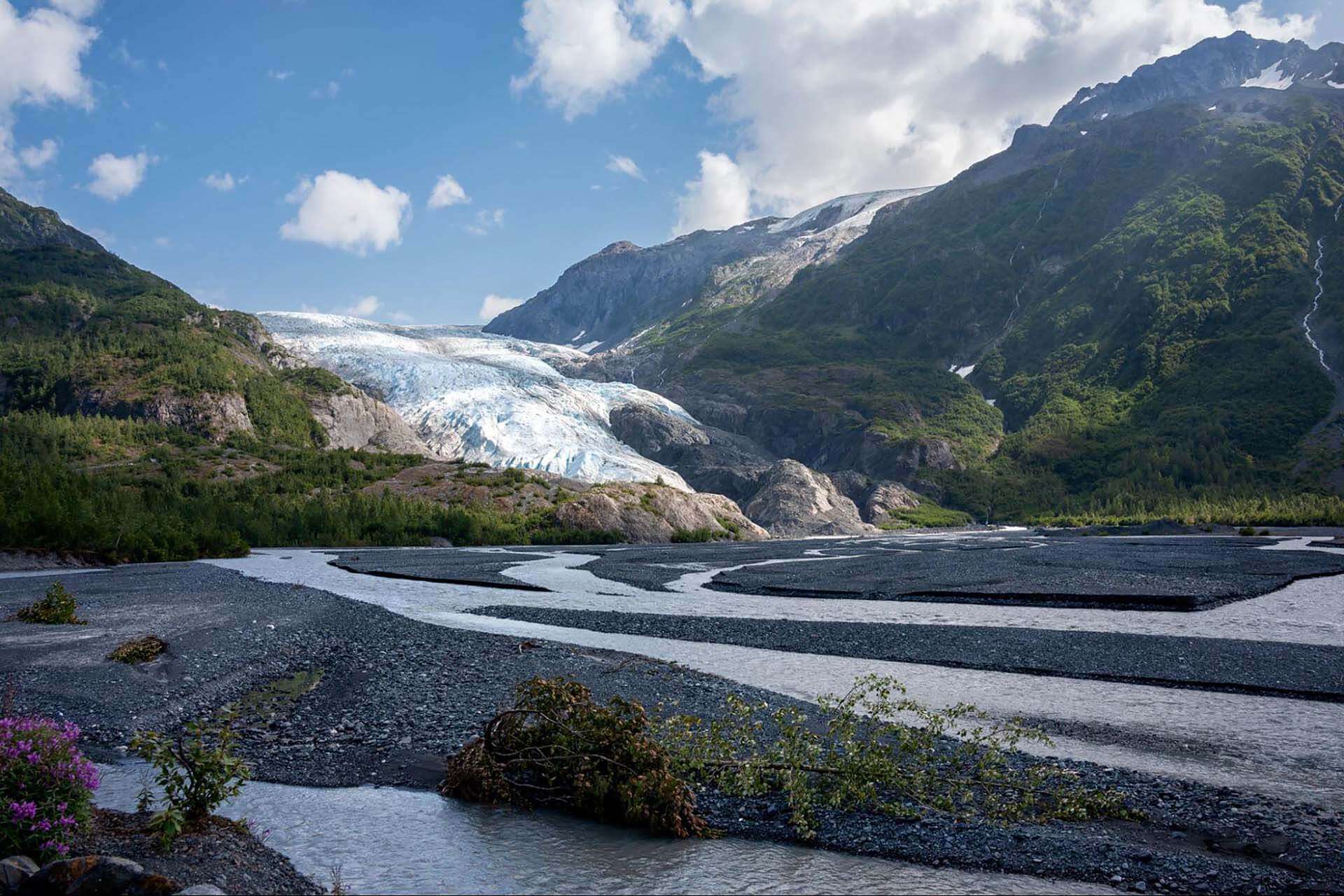 hidden-alpine-valleys-of-alaskas-resurrection-pass