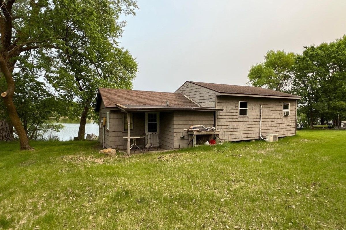 hidden-cheese-house-sites-of-south-dakotas-big-stone-lake-region