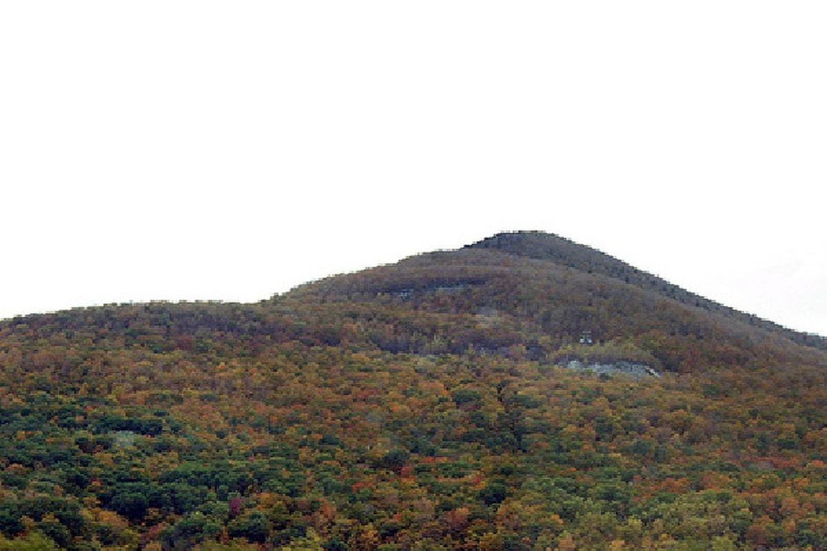 hidden-clearings-of-vermonts-mount-tabor