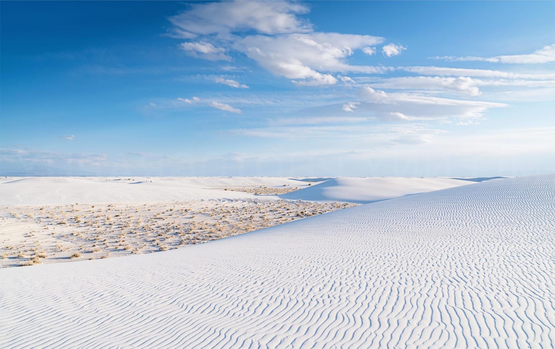 hidden-desert-washes-of-new-mexicos-white-sands