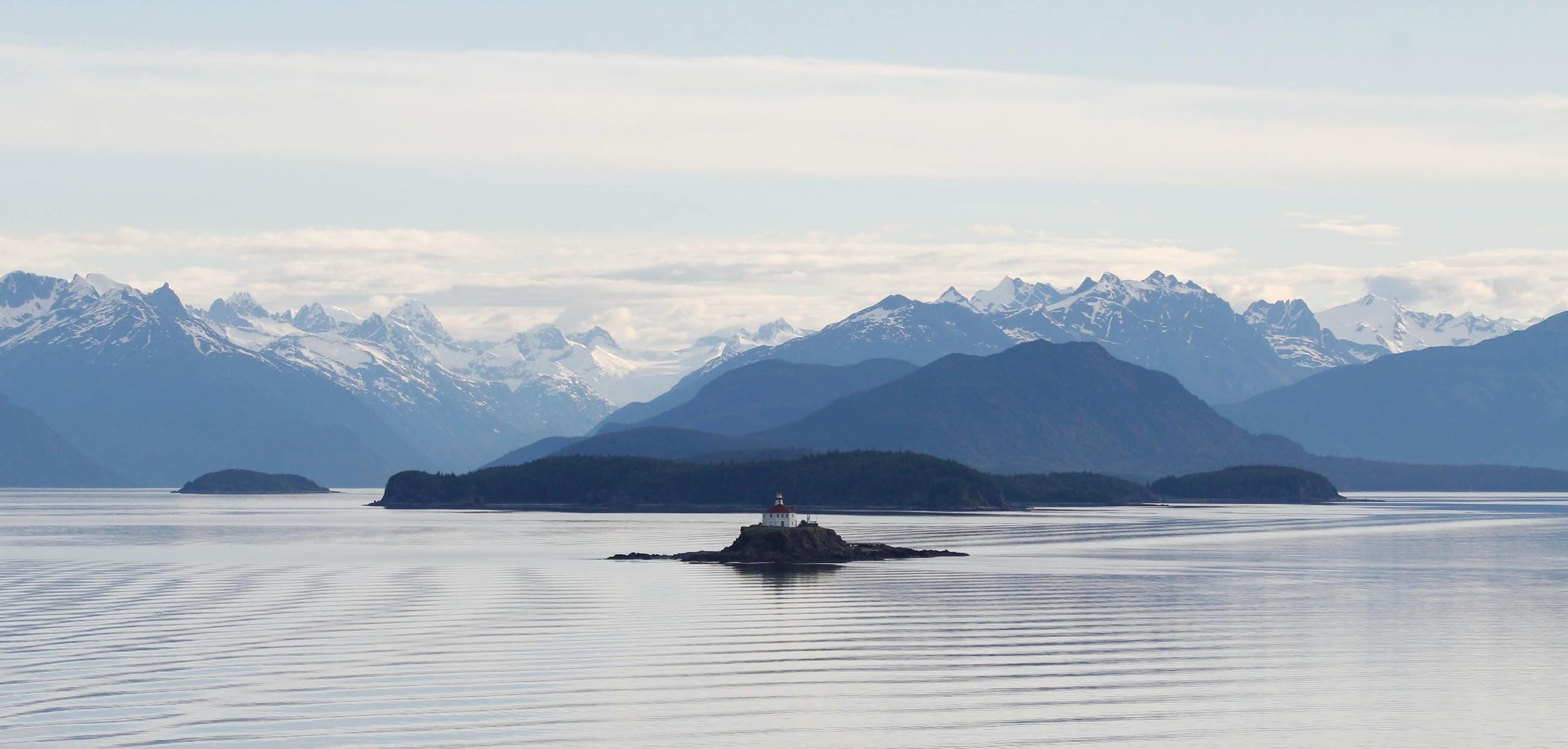 hidden-fishing-villages-of-alaskas-inside-passage-islands