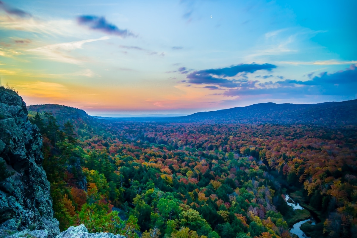 hidden-forest-meadows-in-michigans-porcupine-mountains