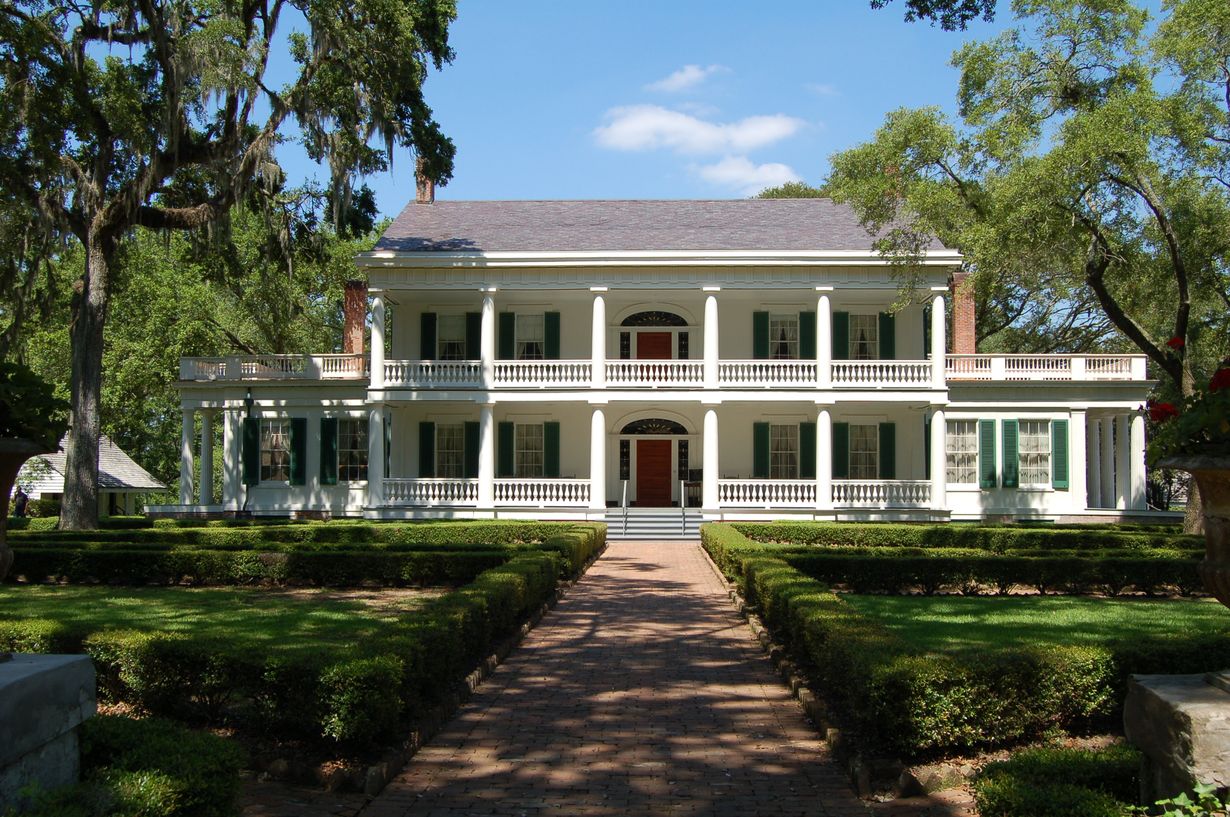 hidden-gardens-of-louisianas-rosedown-plantation