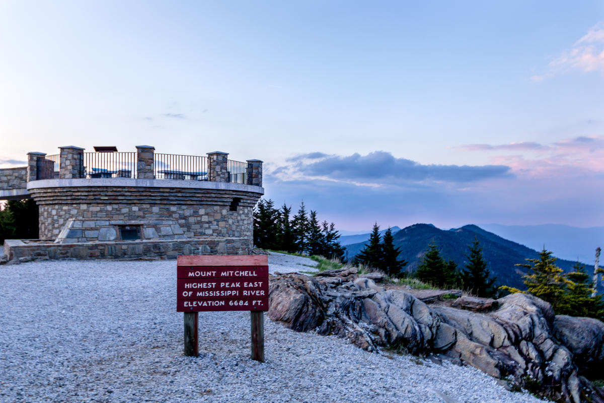 hidden-gems-of-mount-mitchells-summit-views-in-north-carolina